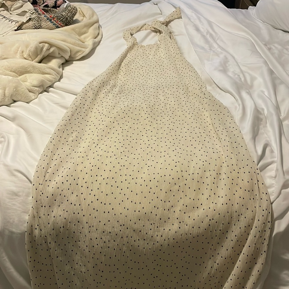 Worn once, Lulu’s halter polkadot dress
